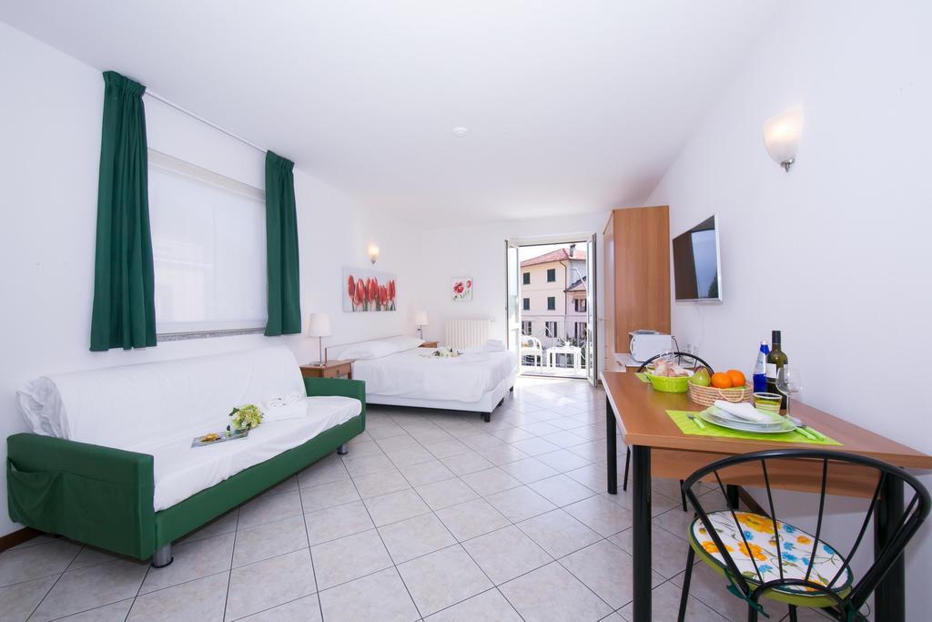 Residence Riva Del Lario Gravedona Εξωτερικό φωτογραφία