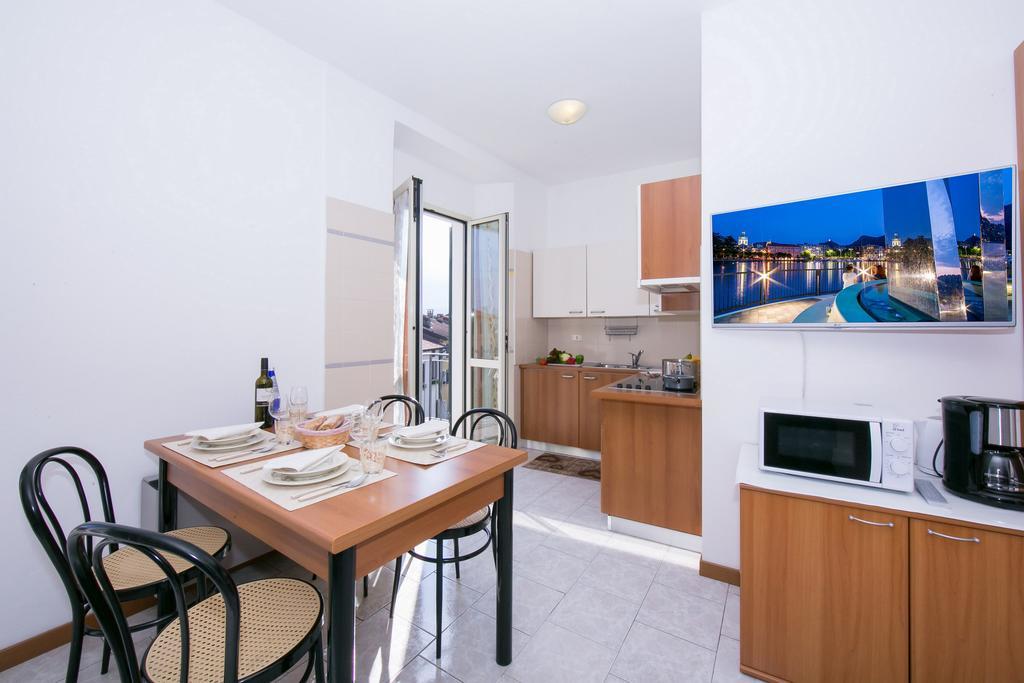 Residence Riva Del Lario Gravedona Εξωτερικό φωτογραφία